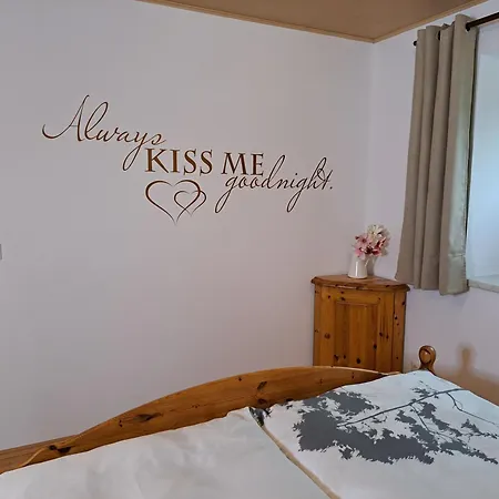 Peterhof - Komm Als Gast & Geh Als Freund Hinterstoder