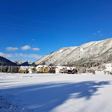 Gospodarstwo agroturystyczne Peterhof - Komm Als Gast & Geh Als Freund *