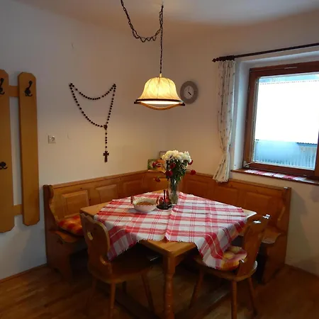 Farm stay Peterhof - Komm Als Gast & Geh Als Freund Hinterstoder