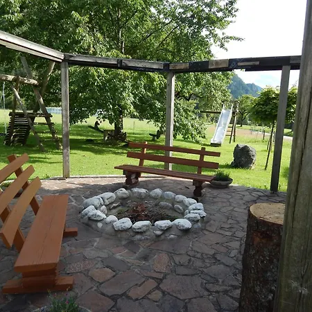 Peterhof - Komm Als Gast & Geh Als Freund *