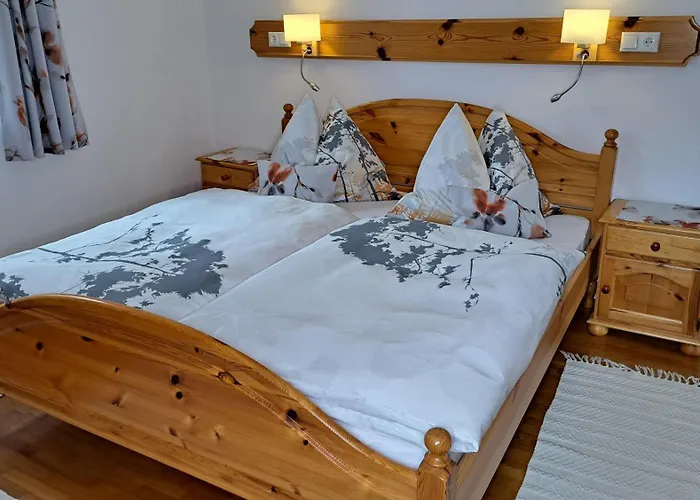 Ferienhaus Peterhof – Komm Als Gast&geh Als Freund