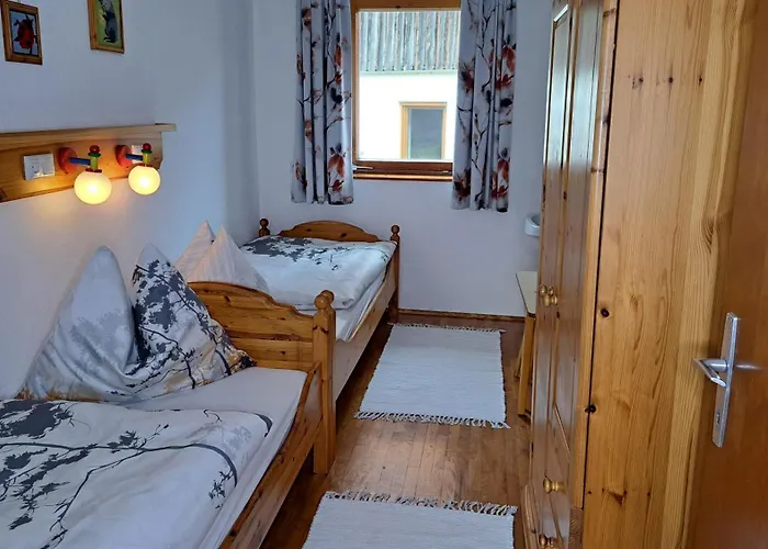 Peterhof - Komm Als Gast & Geh Als Freund * Hinterstoder