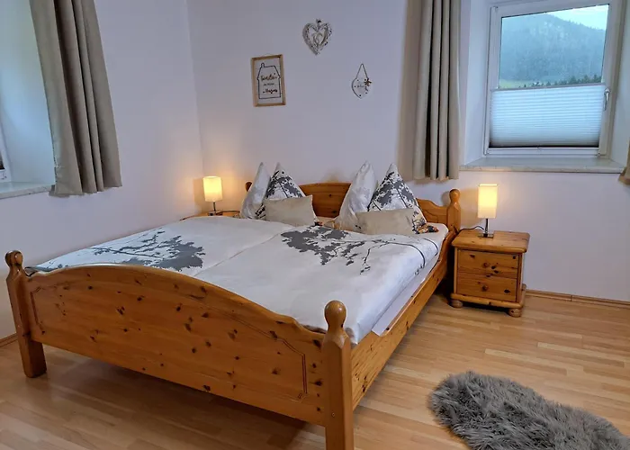 Ferienhaus Peterhof – Komm Als Gast&geh Als Freund