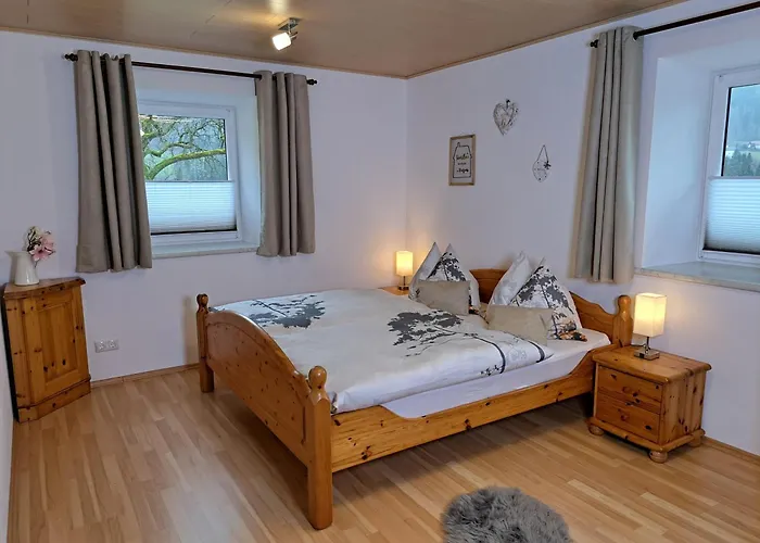 Peterhof – Komm Als Gast&geh Als Freund Ferienhaus