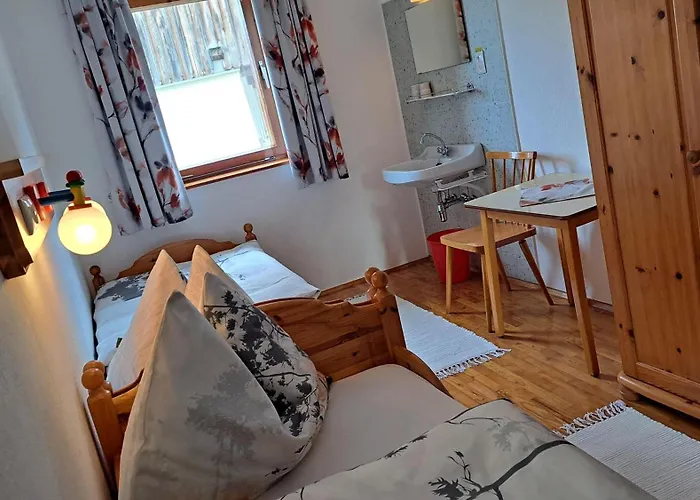 Peterhof - Komm Als Gast & Geh Als Freund Tatil Evi