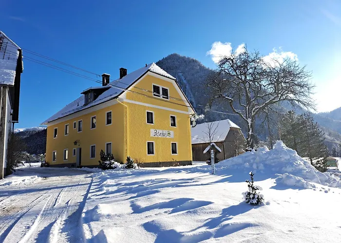 Peterhof - Komm Als Gast & Geh Als Freund Hinterstoder