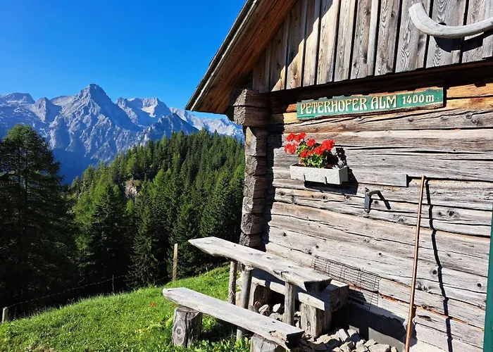 Peterhof - Komm Als Gast & Geh Als Freund Tatil Evi *